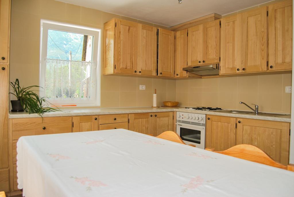 Apartments Zornik Бовец Екстериор снимка